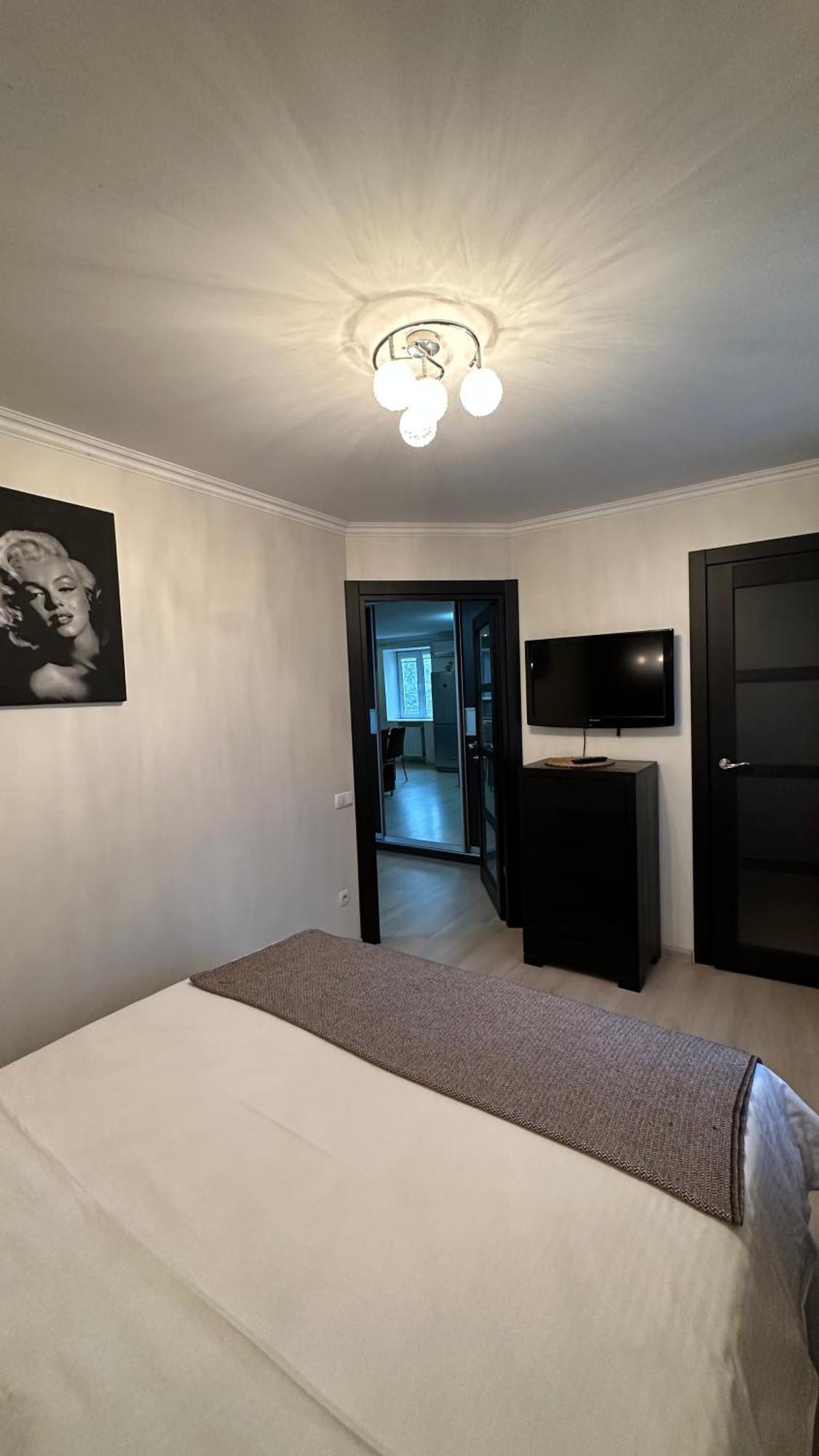 Apartment On Nauki Avenue 102 Dnjepropetovsk Buitenkant foto