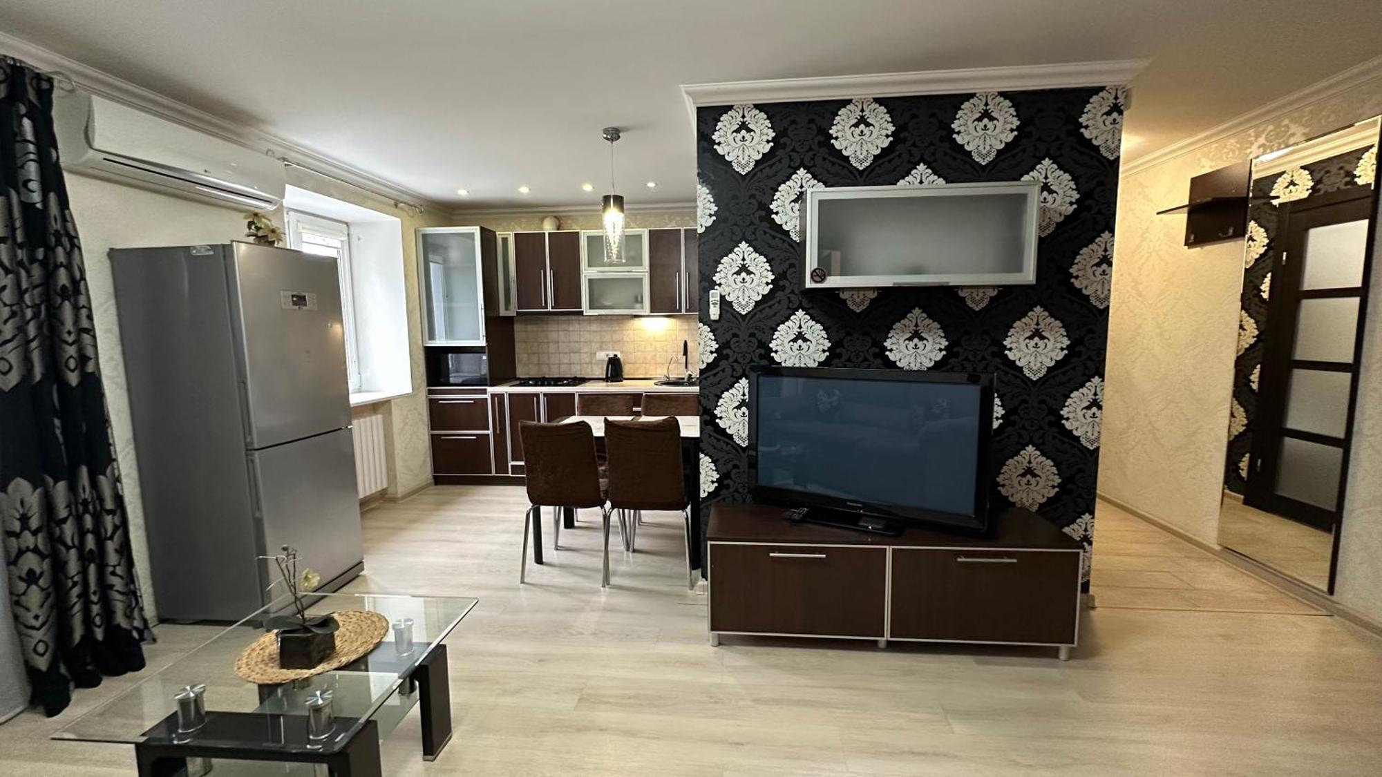 Apartment On Nauki Avenue 102 Dnjepropetovsk Buitenkant foto