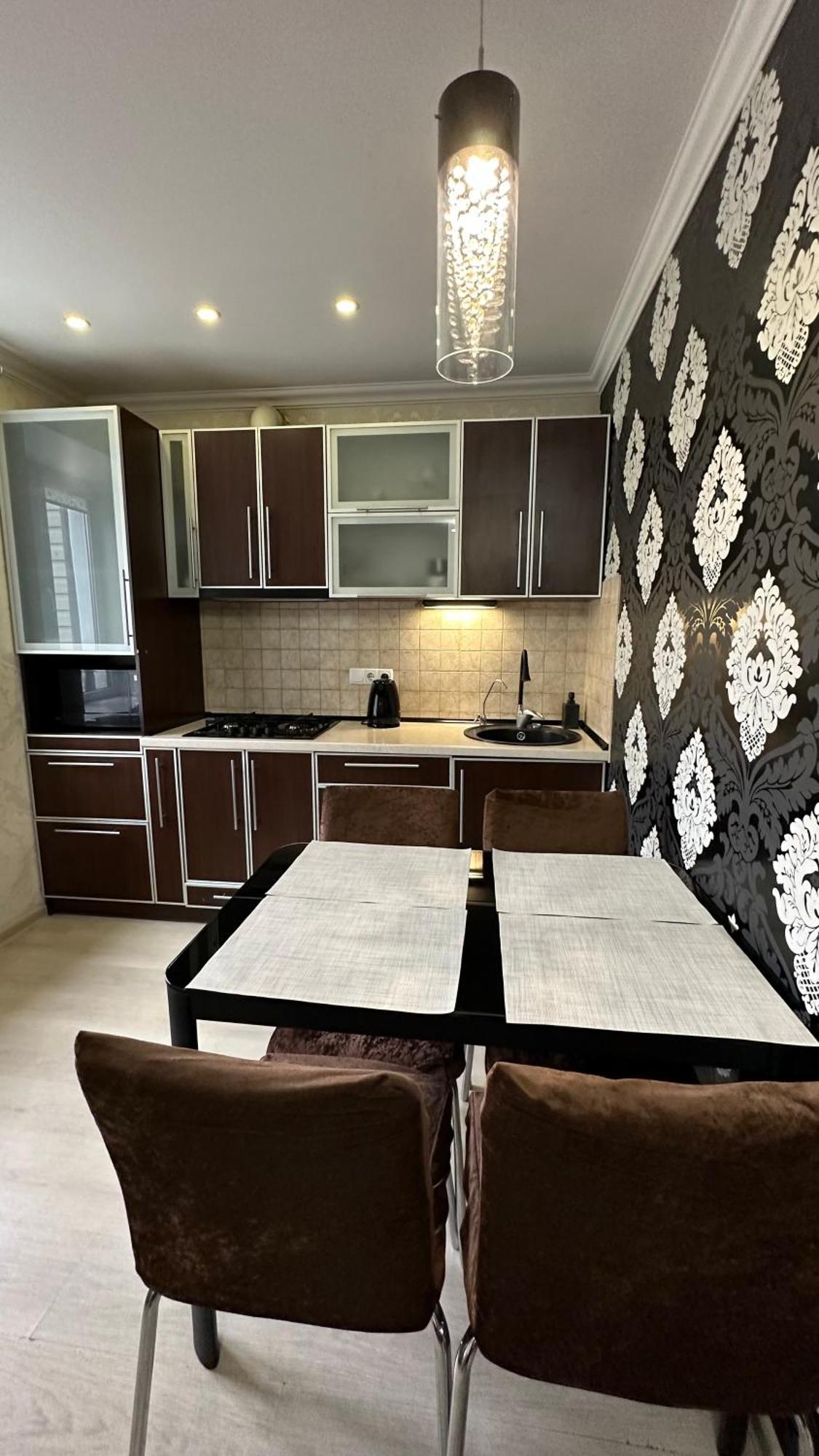 Apartment On Nauki Avenue 102 Dnjepropetovsk Buitenkant foto
