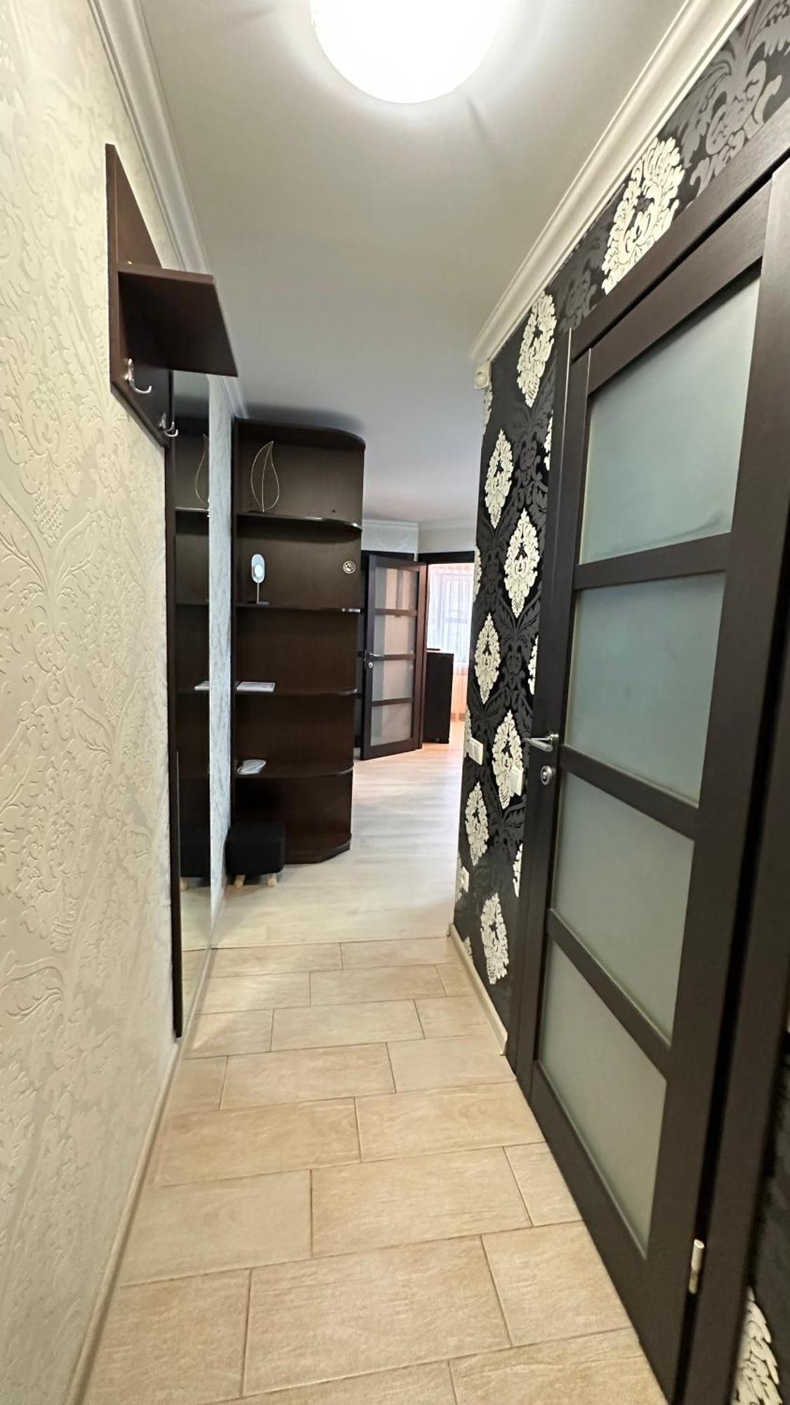 Apartment On Nauki Avenue 102 Dnjepropetovsk Buitenkant foto